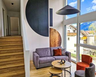 Apartment be home by Interhome - Mieming - Huiskamer