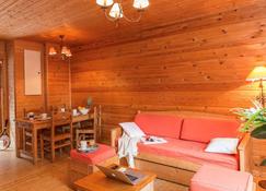 Attractive, rustic apartment in the termal town of Evian - Évian-les-Bains - Wohnzimmer