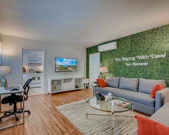 Walk To Beach 2br Top Location - Aa - San Clemente - Oturma odası
