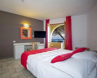 Perla Del Golfo Resort - Terrasini