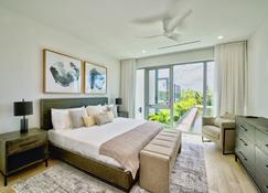 Luxury Townhome with spectacular canal views! - George Town - Bedroom