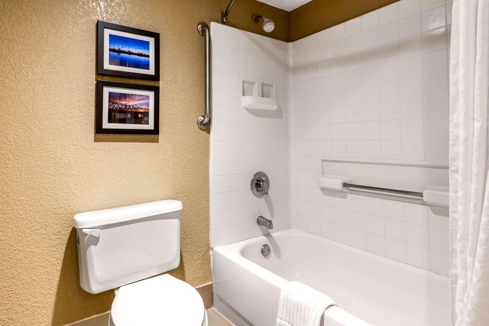 Comfort Inn Lathrop Stockton Airport 87 1 3 1 Lathrop