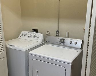 Wells Property - Nassau - Pyykkipalvelut