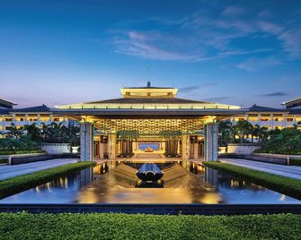 Crowne Plaza Hailing Island By IHG - Yangjiang - Edificio