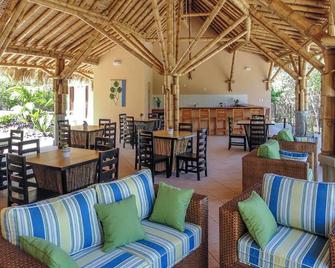 Luxury Villa w/ Pool, Ocean Views, Walk to Beach & Near Best Restaurants/Bars! - Ocotal - Restaurante