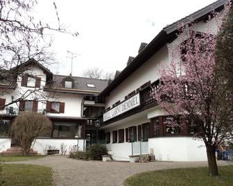 Hotel Garni Demmel - Bruckmühl - Building