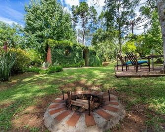 Cogumelos Montanhês - Gramado - Patio