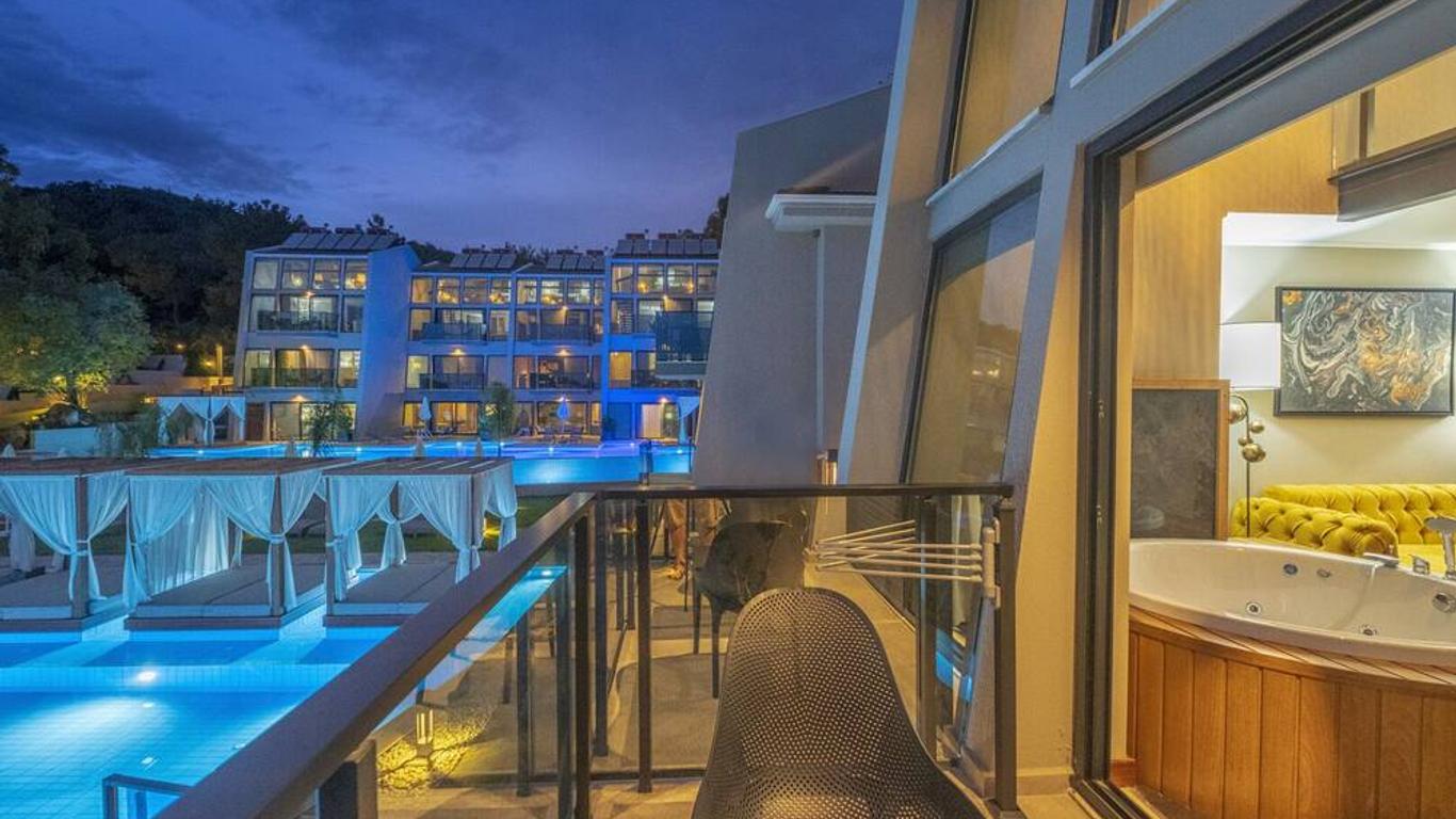 Orka Cove Hotel Penthouse & Suites - Adults Only