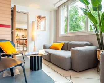 ibis Cognac Centre - Cognac - Sala de estar