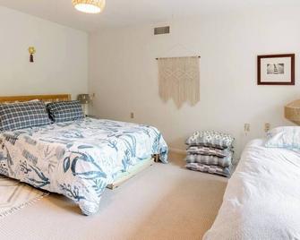Ojai Valley East End Chic Ranch Home with Views, 2 bedrooms - Ojai - Slaapkamer