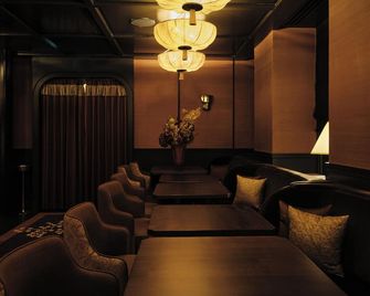 로팔 누아르 - 파리 - 라운지