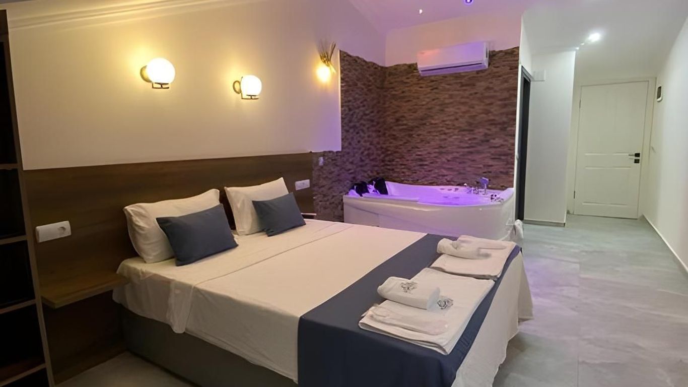 Nefis Hotel Ölüdeniz