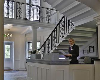 Best Western Plus Aston Hall Hotel - Sheffield - Vastaanotto
