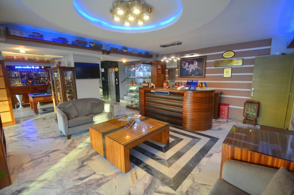 هوتل إيستانكوي كوساداسي - كوساداسي - أفضل طعام