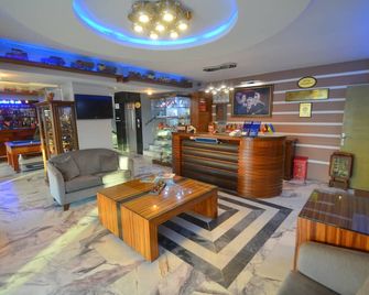 Istankoy Hotel - Kusadasi - Recepción