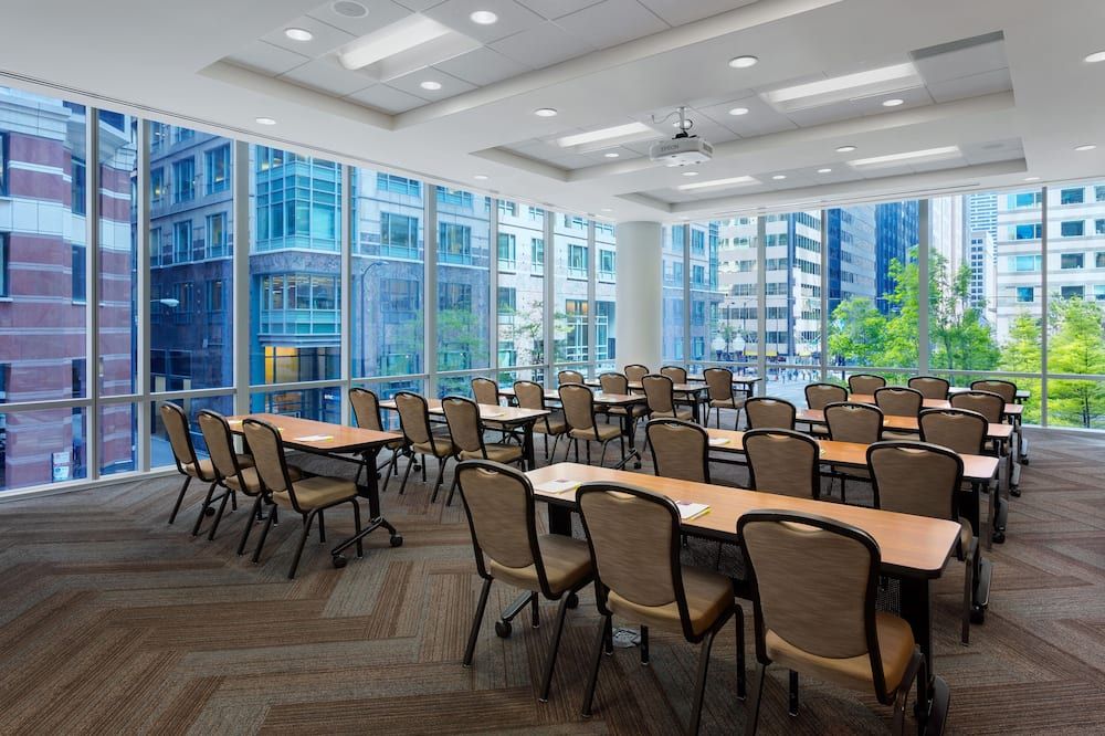 Hyatt Place Chicago Downtown/The Loop thumbnail 3