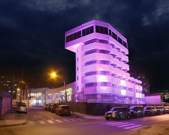 Espacio Ox Hotel & Convention Center - Iquique - Building