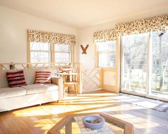 The Anderson Cottage Bed & Breakfast - Warm Springs - Sala de estar