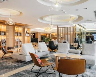 Arsma Hotel - הואליין סיטי - לובי