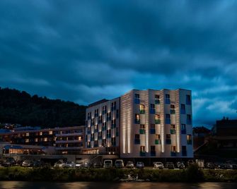 Quality Hotel Sogndal - Sogndal - Bâtiment