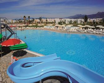 Sibari Green Resort - Cassano all'Ionio - Bazén