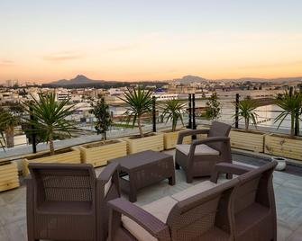Lescure Business Hôtel And Spa - Ariana - Balcony