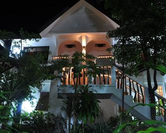 Cocoloco Beach Resort - Boracay - Building