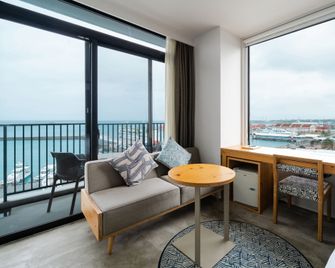 Hotel Locus - Miyako-jima - Huiskamer