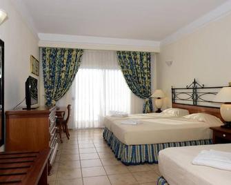 Oriana Hotel - Saint Paul’s Bay - Bedroom
