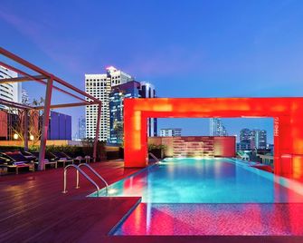 Paradox Bangkok Sukhumvit - Bangkok - Svømmebasseng