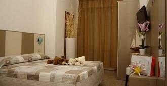 卡美拉酒店 - 里米尼 - 里米尼 - 臥室