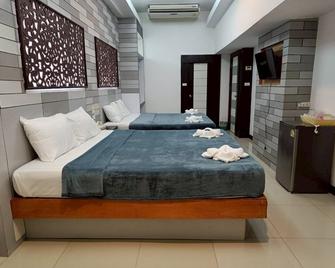 Hi-End Hotel Sriracha - Si Racha - Makuuhuone