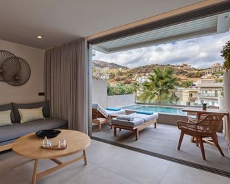 Castello Infinity Suites - Adults Only - Agia Pelagia