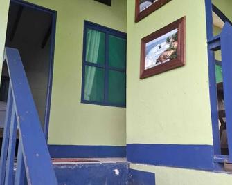 คาบินาส ทอร์ตูเกโร นาทูรัล - ทอร์ทูกัวโร - บันได