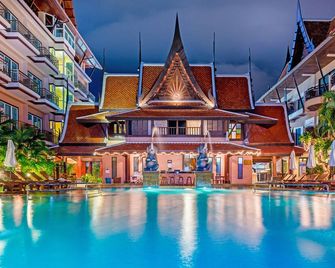 Nipa Resort - פאטונג - בריכה