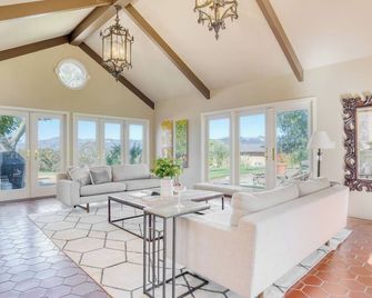 Sonoma Sunshine by Avantstay Countryside - Glen Ellen