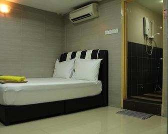 H2 - Sungai Besi Hotel - Сері-Кембанган - Спальня