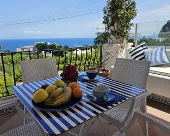 Villa Patrizi - Capri - Balcone