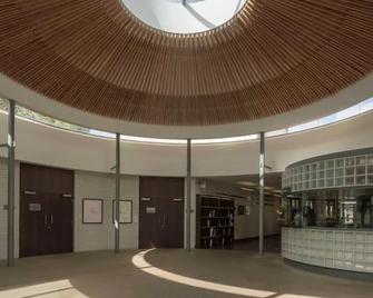 Murray Edwards College, Cambridge - Cambridge