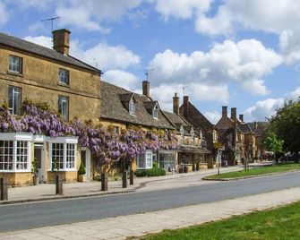 Pennylands Hill View Lodge - Broadway