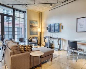 Desirable Studio in the Streetcar Lofts - Portland - Sala de estar