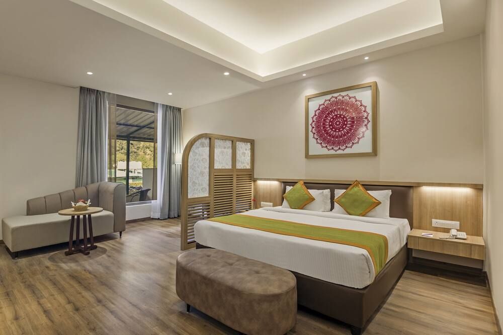 ستيرلينج ناينيتال - نينيتال - غرفة نوم