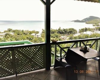 Amazing Top View Suite - Castries - Balcony