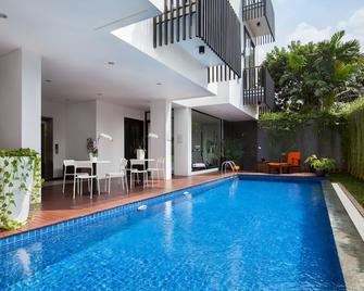 White Tree Residence - Yakarta - Piscina