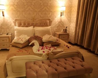 Vego Hotel - Gyandzha - Bedroom