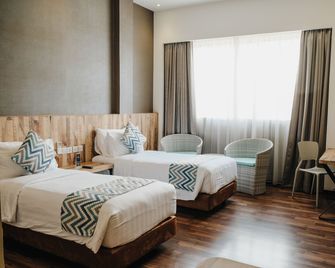 All Nite And Day Palembang Veteran - Palembang - Habitación