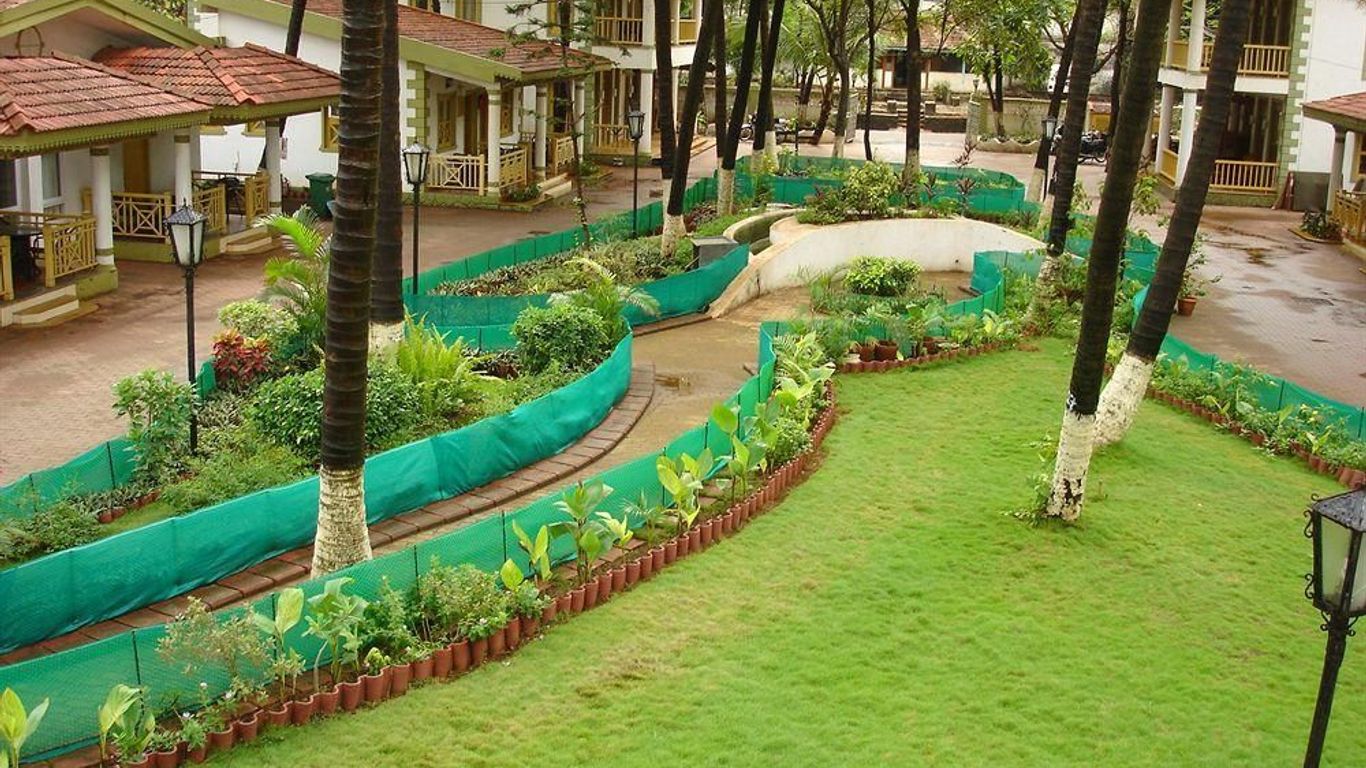 Golden Swan Beach Resort