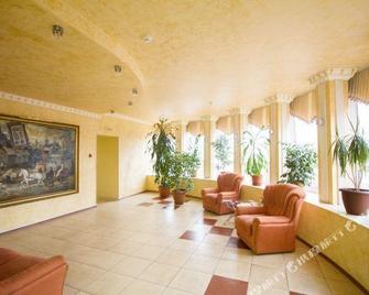 Hotel Soyuz - Tomsk - Lobby