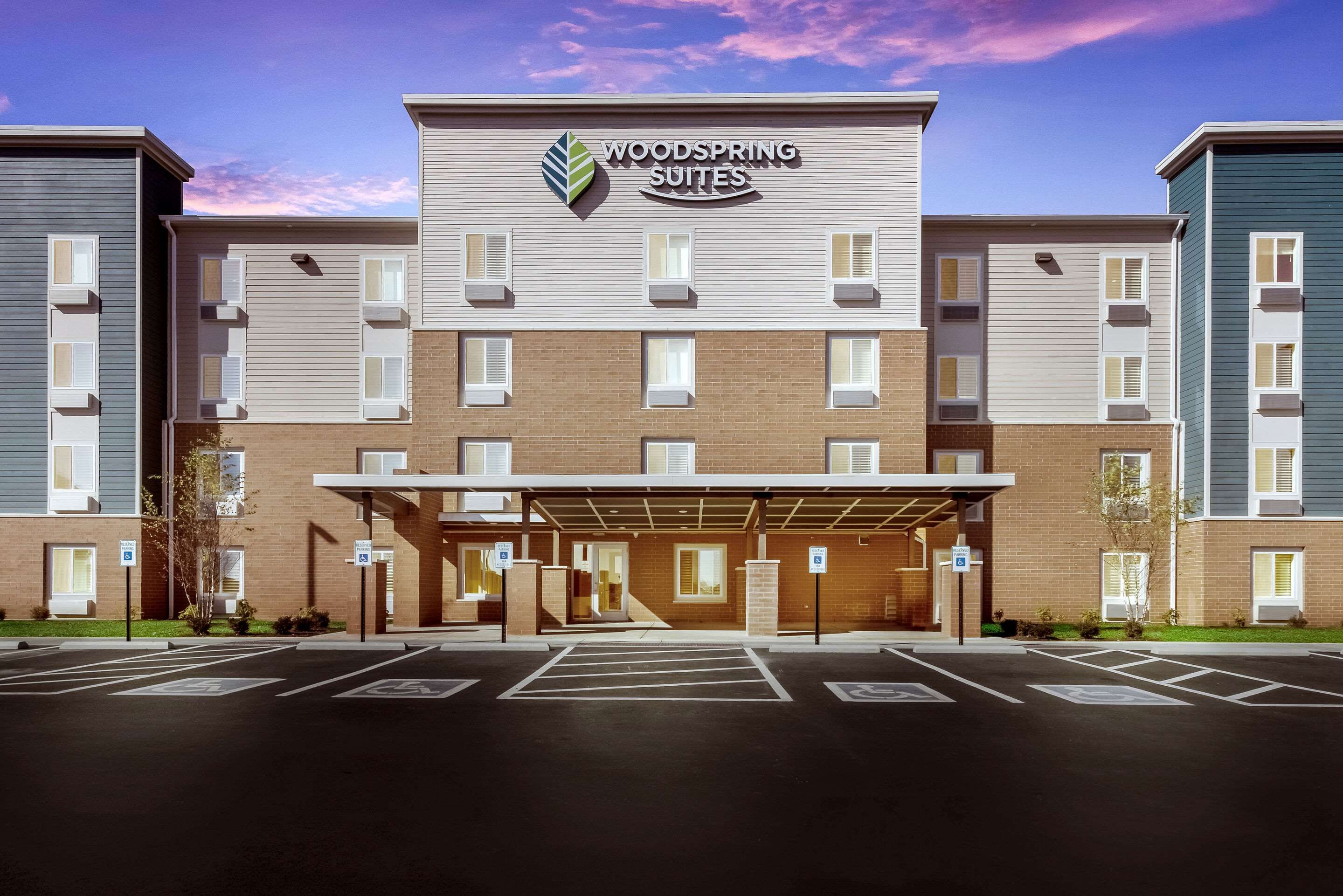 Woodspring Suites Dayton North - דייטון - בניין