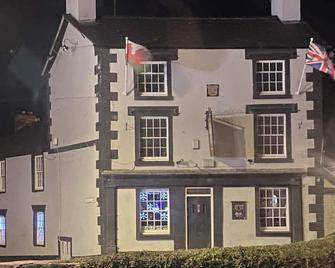 Prince of wales pub and accommodation - Llangollen - Building